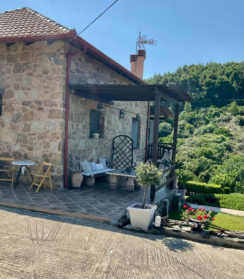 Stonehouse & Casa Al Sole E Al Mare Villa Nea Roda Exterior photo