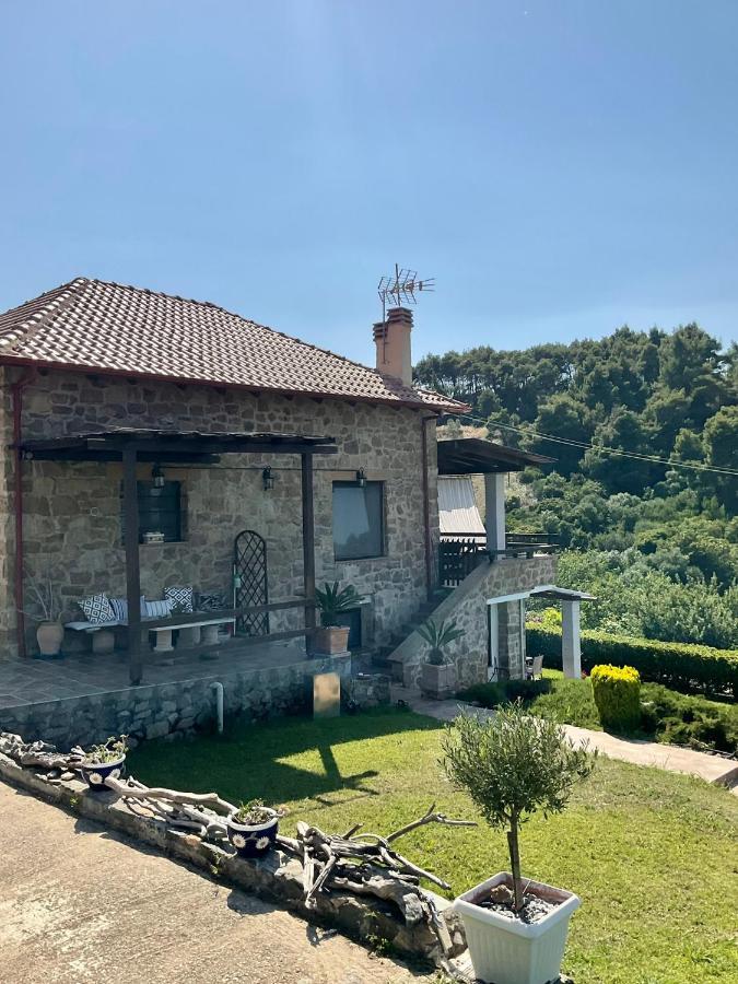 Stonehouse & Casa Al Sole E Al Mare Villa Nea Roda Exterior photo
