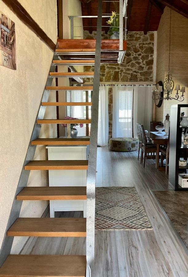 Stonehouse & Casa Al Sole E Al Mare Villa Nea Roda Exterior photo