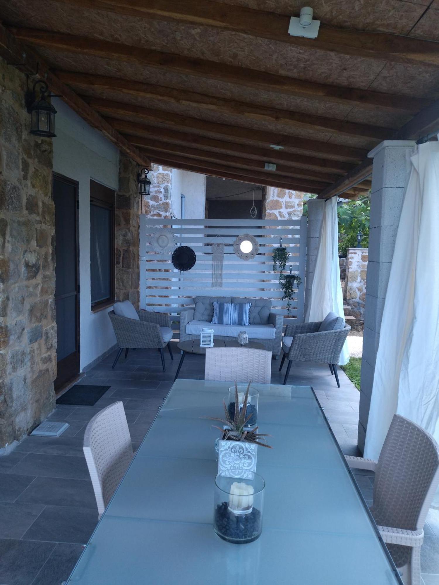 Stonehouse & Casa Al Sole E Al Mare Villa Nea Roda Exterior photo