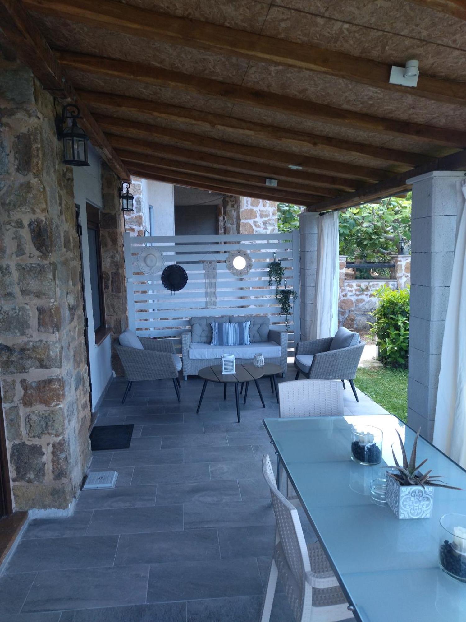 Stonehouse & Casa Al Sole E Al Mare Villa Nea Roda Exterior photo