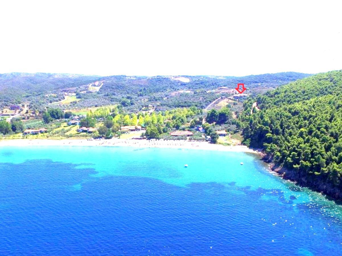 Stonehouse & Casa Al Sole E Al Mare Villa Nea Roda Exterior photo